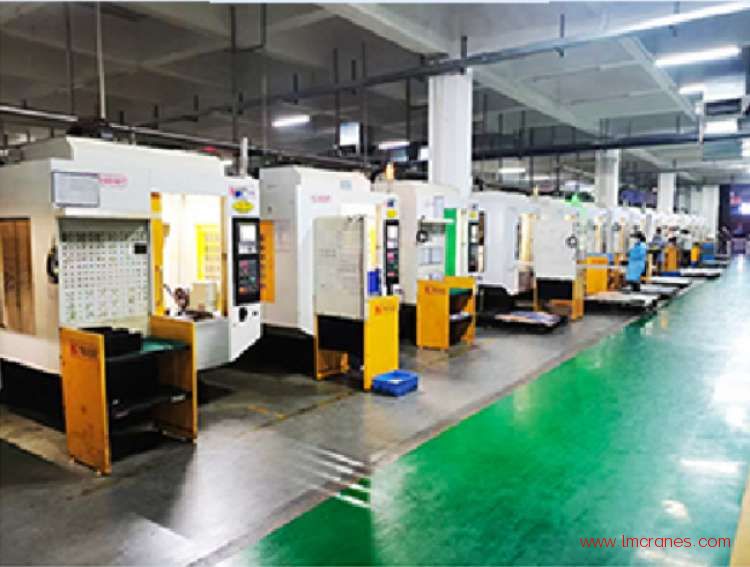 鋁合金軌道起重機應(yīng)用